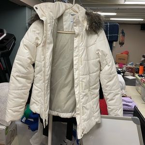 White Columbia ski coat - size medium